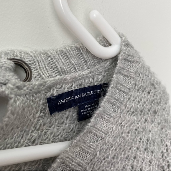 3/$20 American Eagle Knitted Sweater - Picture 3 of 3